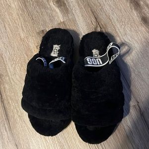 Black ugg slippers, size 6
